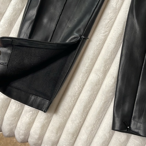 Zara Black High-Waisted Pants - Picture 2 of 9